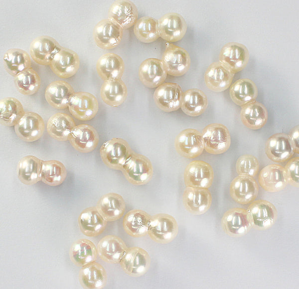 1300 x Brand New White Cultured Akoya Pearl Twin Pieces 5.5 - 7 to 11mm-13mm size - RRP £3120 Reserve £983